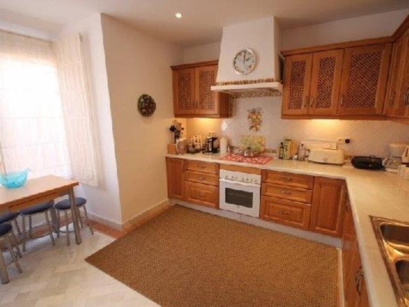 Imagen 4 de ESTUPENDO PISO EN  PRIMERA LÍNEA DE MAR EN CASARES COSTA