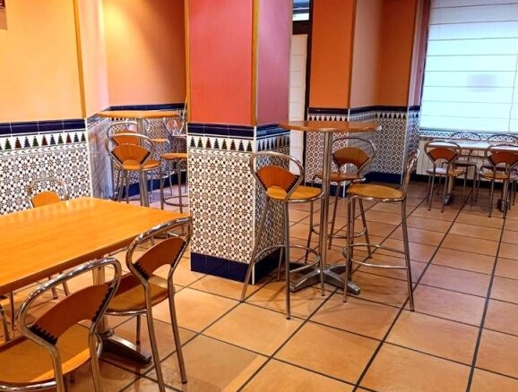 Imagen 2 de Bar para rediseño con salida de humos