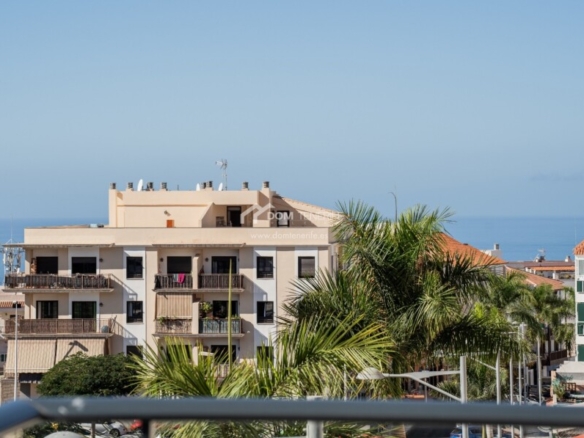 Imagen 2 de Apartamento en Venta en Adeje Santa Cruz de Tenerife