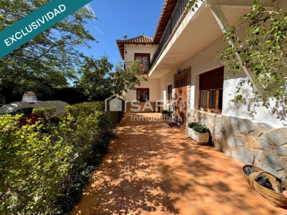 Imagen 3 de Gran casa con piscina y casa de invitados en Xinorla (Monóvar)