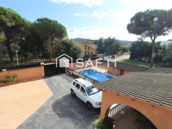 Imagen 4 de Encantadora casa con piscina en La Goba cerca del pueblo de Vidreres.