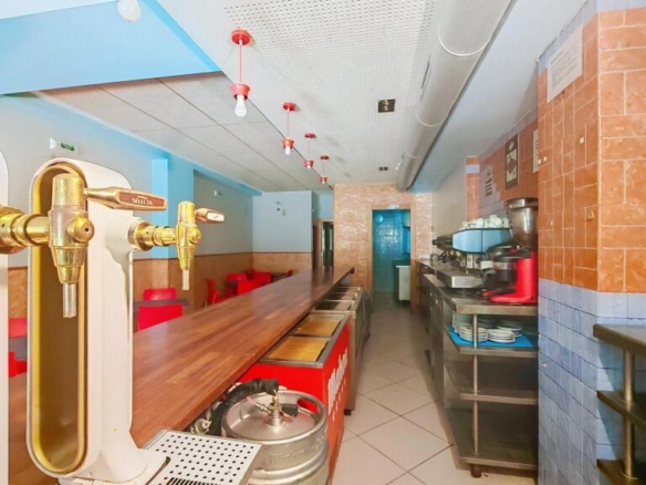 Imagen 2 de El local en Gijón donde tus ideas despegan y tu proyecto cobra vida