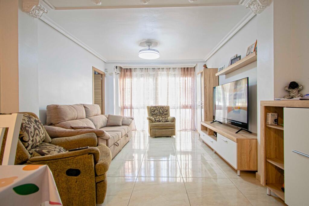 Imagen 2 de Estupendo piso en Rochelambert con patio!!!