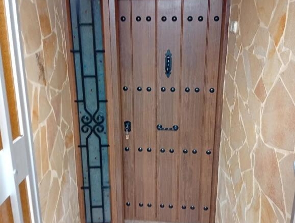 Imagen 2 de PRECIOSA VIVIENDA UNIFAMILIAR EN EL CENTRO DE CHICLANA