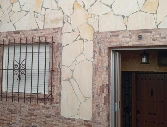 Imagen 3 de PRECIOSA VIVIENDA UNIFAMILIAR EN EL CENTRO DE CHICLANA