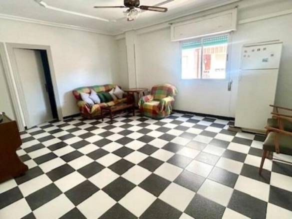 a 4 minutos andando de las playas de Águilas