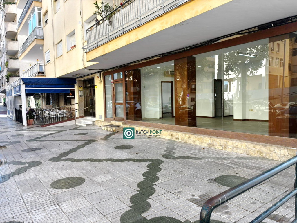 Imagen 2 de Local comercial en Venta en Almuñecar Granada