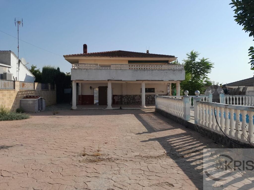 Imagen 4 de CHALET INDEPENDIENTE EN VENTA EN YUNCLER