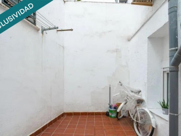 Imagen 2 de ESTUDIO EN EL CENTRO DE SAN SEBASTIÁN DE LOS REYES.