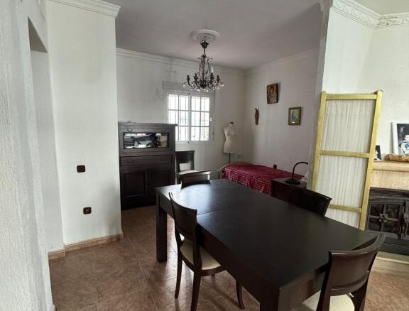 Imagen 4 de VIVIENDA UNIFAMILIAR CON GARAJE EN ZONA CÉNTRICA.