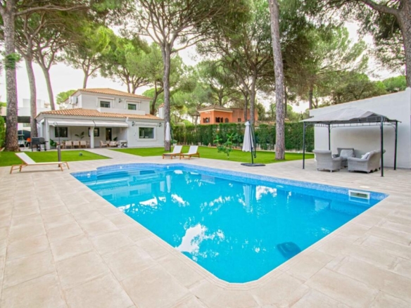 Imagen 1 de Espectacular chalet independiente en La Juliana!!!!