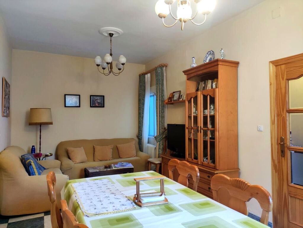 Imagen 1 de Ubicación ideal en el centro de Mocejon