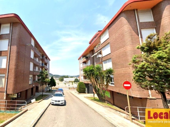 Imagen 2 de Piso en rentabilidad en Nueva Ciudad (Torrelavega)