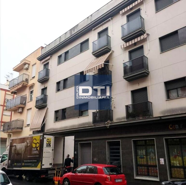 Imagen 1 de Piso en Calle Sanlúcar de Guadiana