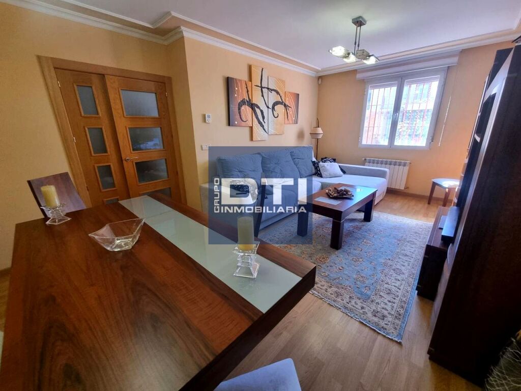 garaje amplio y todas las comodidades.”