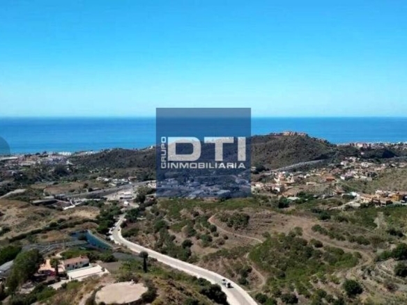Imagen 3 de Terreno en venta en Rincón de la Victoria de 4745 m2. Malaga