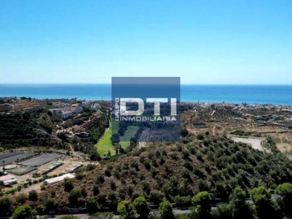 Imagen 1 de Terreno en venta en Rincón de la Victoria de 4745 m2. Malaga