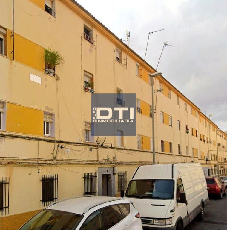 Imagen 1 de Piso en venta en c. Rio Ebro