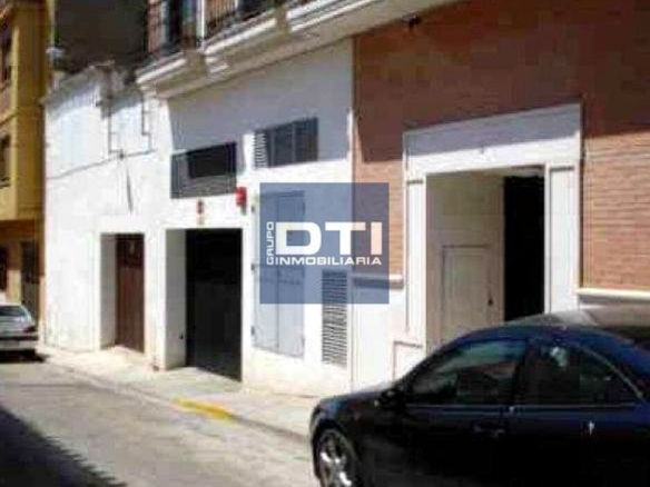 Imagen 1 de RFA.3082 Garaje en venta en c. pelota