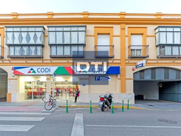 Imagen 1 de RFA.3074 Local en venta en c. real