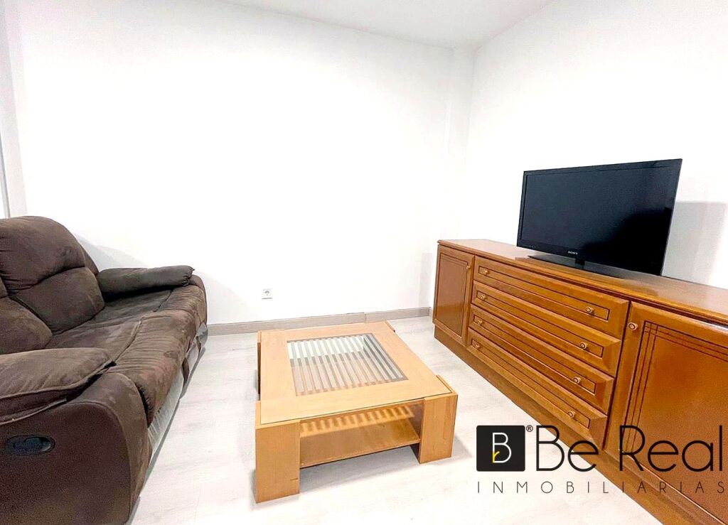 CON GASTOS INCLUIDOS EN VILLANUEVA DE LA CAÑADA