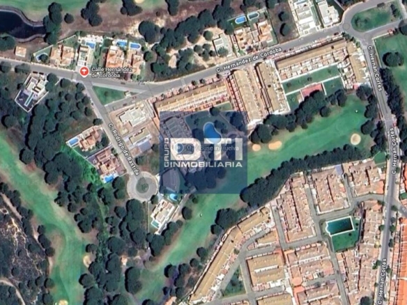 Imagen 2 de RFA.3044 PLAZA DE GARAJE EN VENTAEN LA PLAYA DE  NUEVO PORTIL