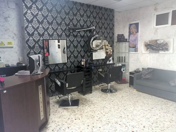 próximo a la Avenida Andalucía!!  DTI INMOBILIARIA.org