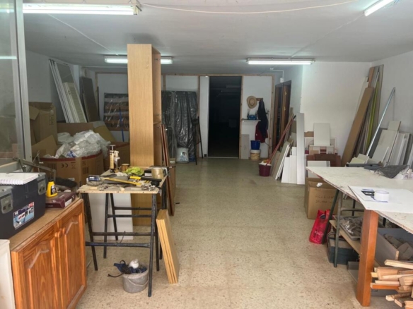 Imagen 3 de SE VENDE MAGINIFICO LOCAL