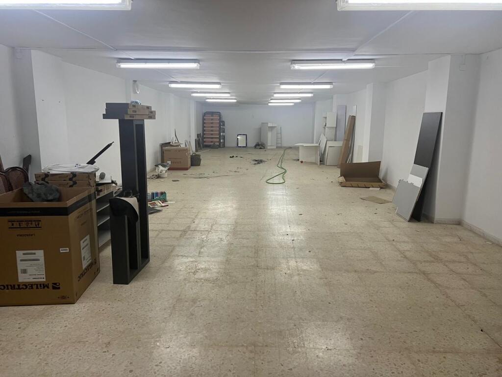 Imagen 4 de SE VENDE MAGINIFICO LOCAL