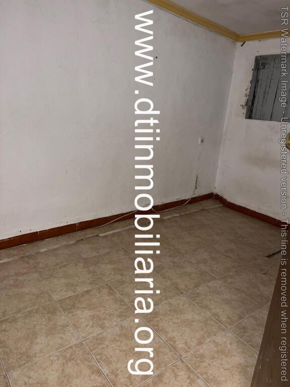 Imagen 2 de REF: 2943 SE VENDE CASA A REFORMAR EN ALMONTE