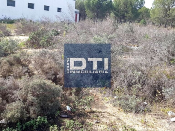 Imagen 4 de SE VENDE TERRENO INDUSTRIAL