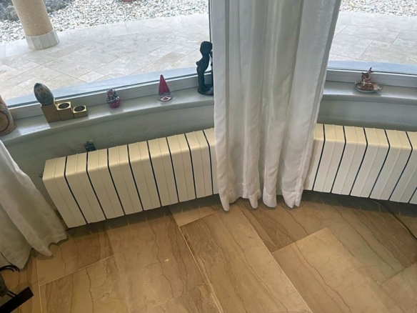 Imagen 1 de Mansión en venta en Hinojos de 397 m2