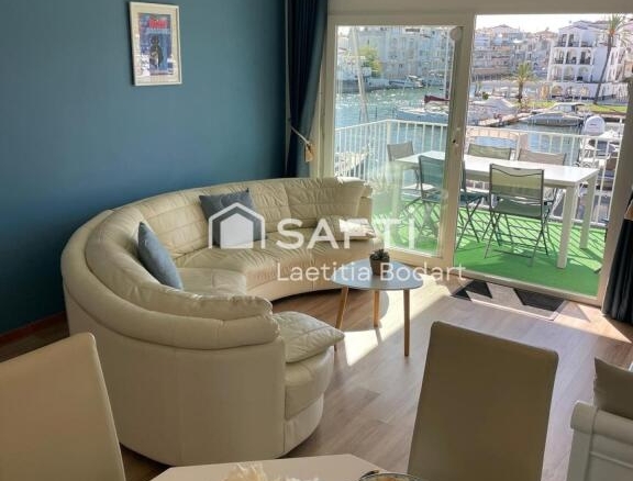 solárium privado y gran garaje – Vistas al canal