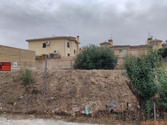 Imagen 4 de Solar residencial en Venta en Ogijares Granada
