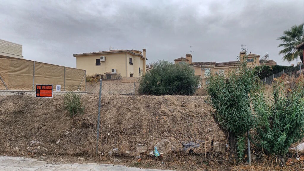 Imagen 4 de Solar residencial en Venta en Ogijares Granada