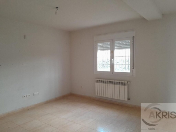 Imagen 4 de VENTA CHALET EN CARRANQUE