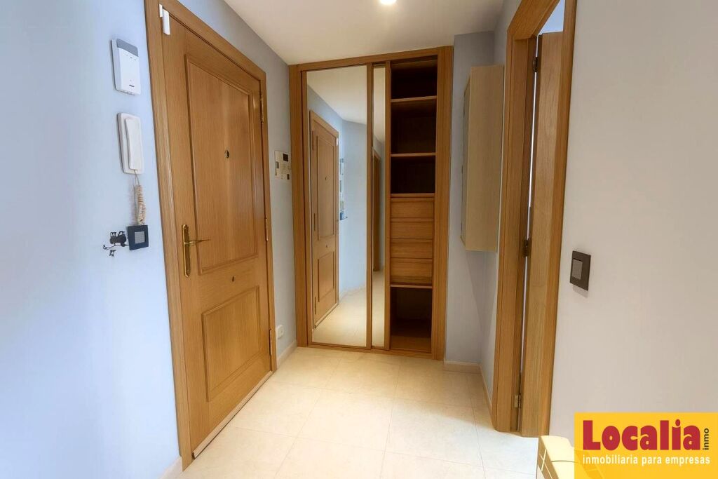 Imagen 2 de Amplio piso 2 hab. + garaje en Cabezón de Pisuerga