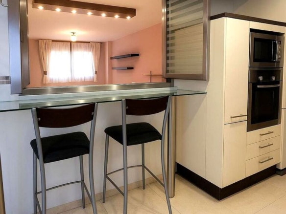 Imagen 3 de Amplio piso 2 hab. + garaje en Cabezón de Pisuerga