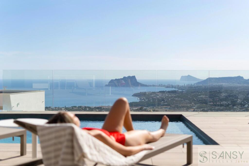 Imagen 3 de Casa-Chalet en Venta en Alicante Alicante Imagen 3 de Casa-Chalet en Venta en Alicante Alicante