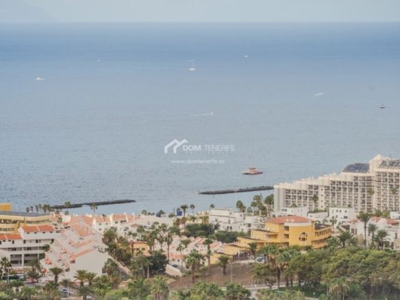 Imagen 2 de Casa de pueblo en Venta en Adeje Santa Cruz de Tenerife
