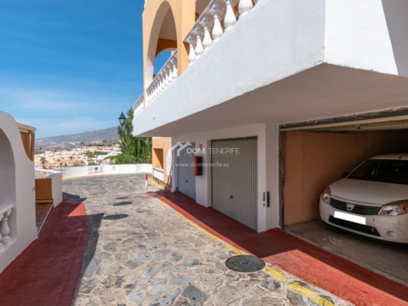 Imagen 3 de Casa de pueblo en Venta en Adeje Santa Cruz de Tenerife