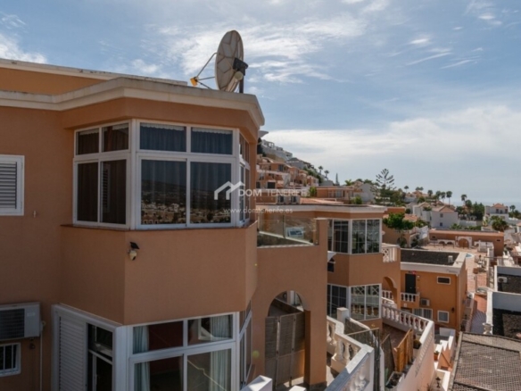 Imagen 4 de Casa de pueblo en Venta en Adeje Santa Cruz de Tenerife