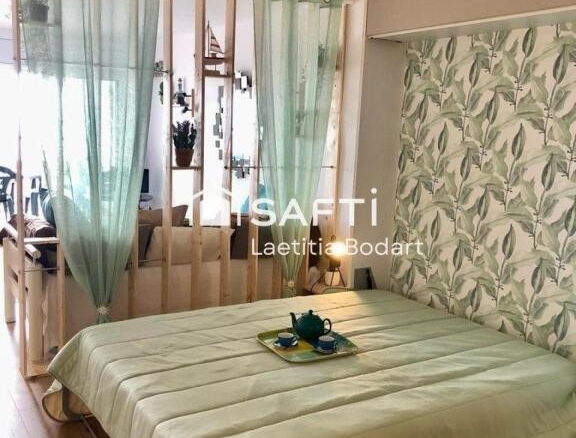 vistas al mar y licencia turística – Primera línea de mar