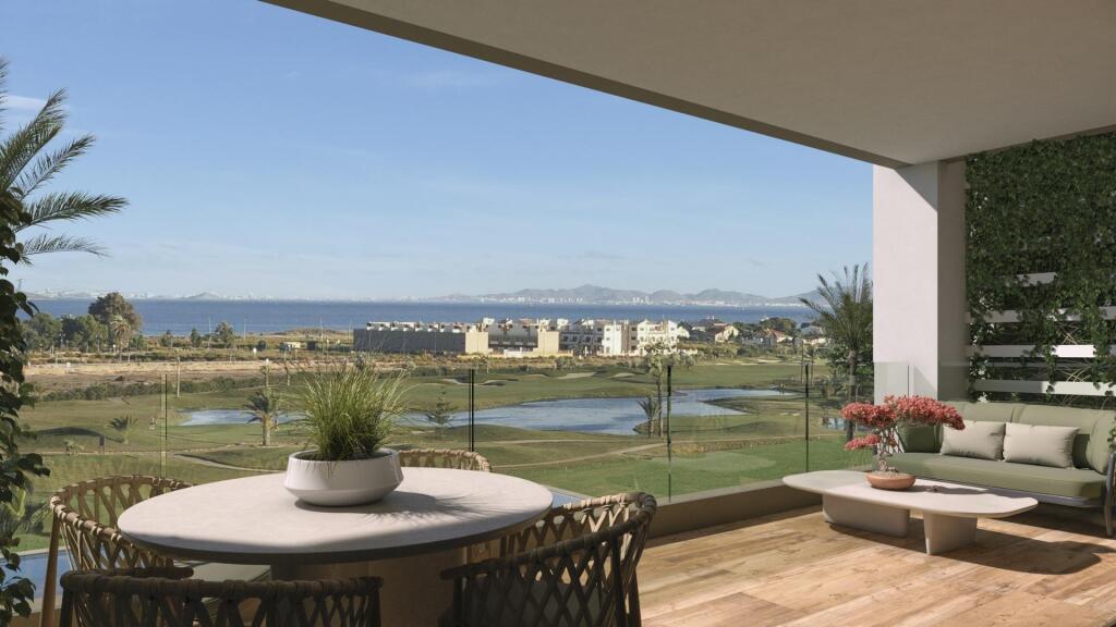 Imagen 1 de Nuevo Residencial Frente a La Serena Golf en Los Alcázares – Apartamentos y Villas de Obra Nueva