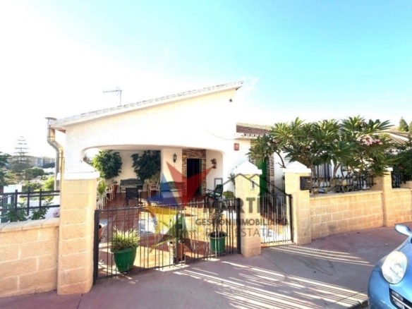 Imagen 1 de Casa-Chalet en Venta en Málaga Málaga EL PALO