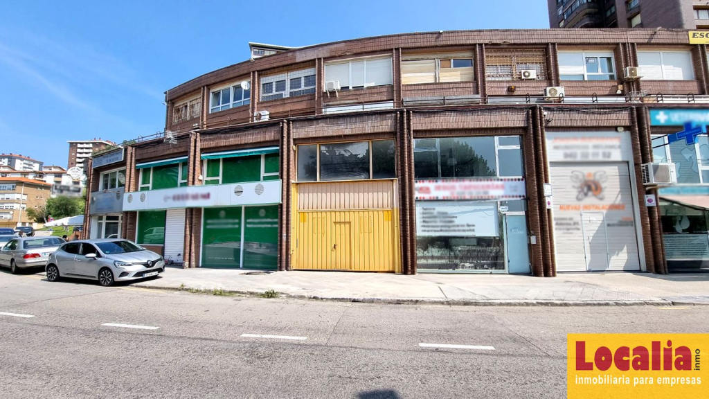 Imagen 2 de Excelente local a pie de calle en Santander
