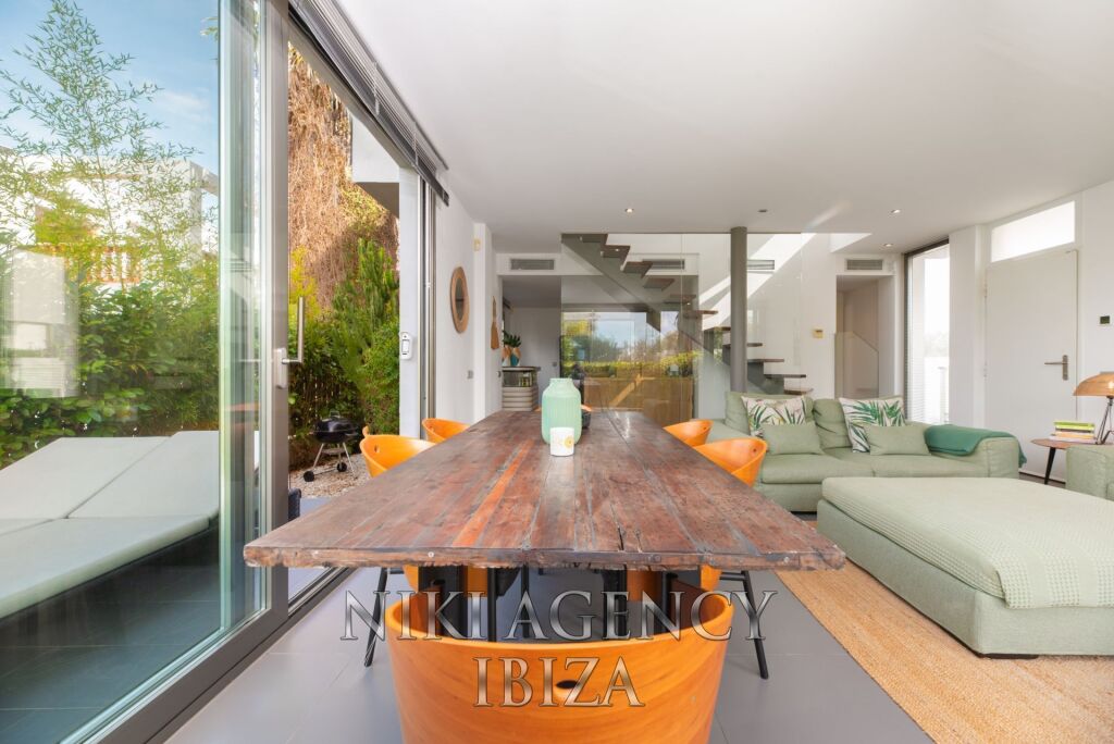 Imagen 4 de Casa-Chalet en Venta en Santa Eularia Des Riu Baleares