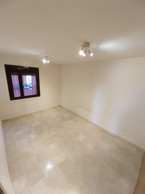 Imagen 4 de ¡VIVIENDA DE 2 DORMITORIOS A UN PASO DEL MAR EN ESTEPONA! Imagen 4 de ¡VIVIENDA DE 2 DORMITORIOS A UN PASO DEL MAR EN ESTEPONA!