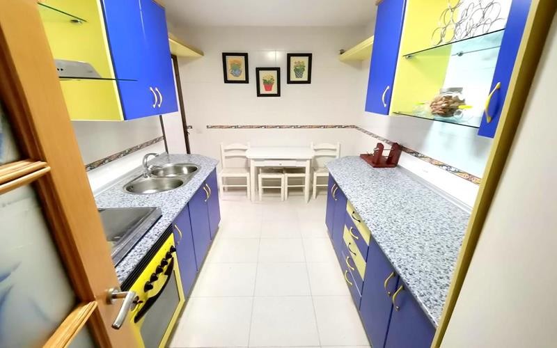 Imagen 2 de VIVIENDA EN ALQUILER DE 4 DORMITORIOS EN LA ZONA DE CRUZ DE HUMILLADERO Imagen 2 de VIVIENDA EN ALQUILER DE 4 DORMITORIOS EN LA ZONA DE CRUZ DE HUMILLADERO