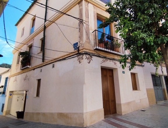 Imagen 1 de Edificio Viviendas en Venta en Málaga Málaga EL EJIDO